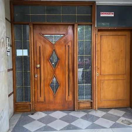 κεντρικό κλασικό διαμέρισμα 2 δωματίων